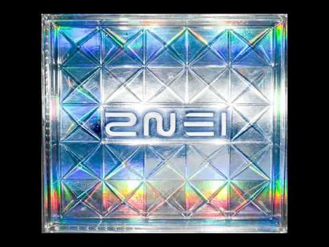 [HQ] 2NE1 - In The Club