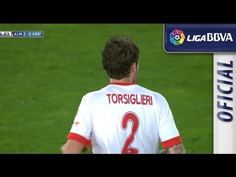 Paradón de Karnezis en el UD Almería - Granada CF