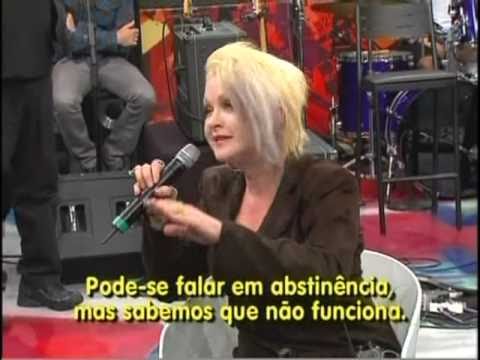 CYNDI LAUPER on ALTAS HORAS (Brazilian tv show) part 2