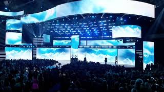 Toni Braxton &quot;unbreak my heart&quot; @AMRICAN MUSIC AWARDS 2019