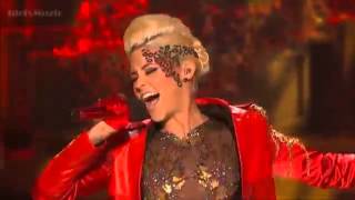 Cece Frey - Eye Of The Tiger - The X Factor USA 2012 (Live Show 2)