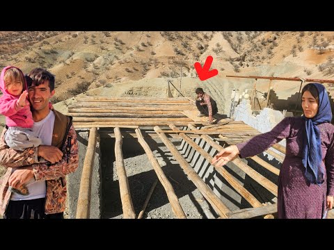 “Building a Peaceful Cabin After Crossing a Challenging and Dangerous Sky Bridge”😭