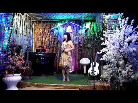 Thể hiện bởi Hoài Mỹ