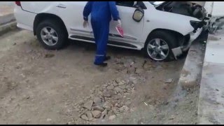 Сократил себе дорогу.
