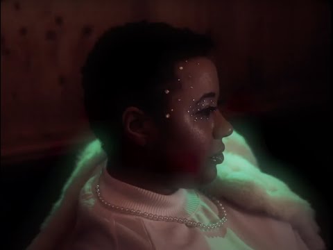 Martyna Szczepaniak - "1993" (Official Video) prod. Łukasz Bzowski