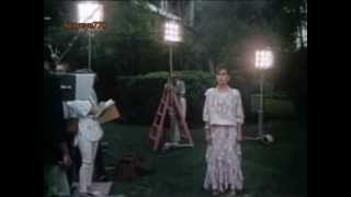 Lupita D'alessio - Ni Guerra, Ni Paz