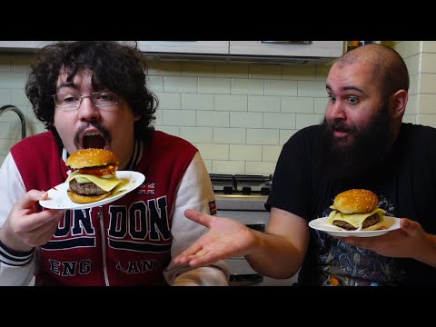 CHEF TEARLESS prepara i KRABBY PATTY di SPONGEBOB