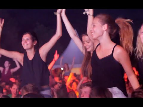poolbar auf der Wiese 2014 - Shout Out Louds & Bonaparte (Live)