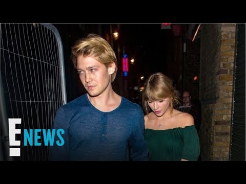 download lagu mp3 mp4 Taylor Swift Joe Alwyn Restaurant, download lagu Taylor Swift Joe Alwyn Restaurant gratis, unduh video klip Taylor Swift Joe Alwyn Restaurant