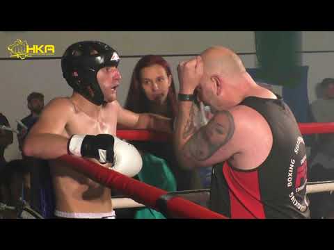 Simon Medhurst v Krzysztof Stychno