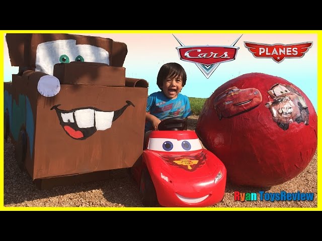 giant lightning mcqueen egg