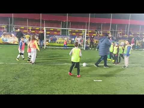 United Juniors Iași 2015 - 2016. Serie de penaltyuri la final de antrenament. 14.11.2022