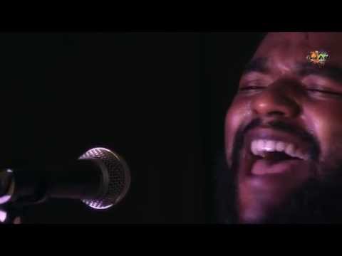 BAZ'ART SESSION'Z - JASON LILY - " Leritaz "