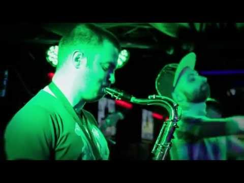 FRANKIE BAND -  Midnight City  M83