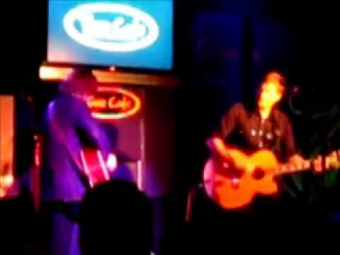 Hole Heart - Arno Carstens with Albert Frost