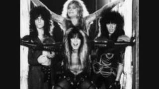 Wasp Hate to love me