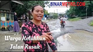 Tak Kunjung Ada perbaikan, Warga Keluhkan Rusaknya Jalan Poros Kabupaten Brebes Di Desa Parereja