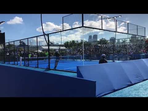 Arturo Coello con el por 3 vs Chingotto/Tello en Miami