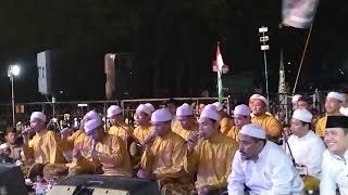 Download lagu Qomarun Habib Ali zaenal Abidin feat Azzahir pekalongan, Selorejo Ber Sholawat dan Haul KH M.Sholeh mp3