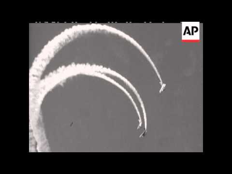 GERMAN STUNT FLYER THRILLS LOS ANGELES - SOUND