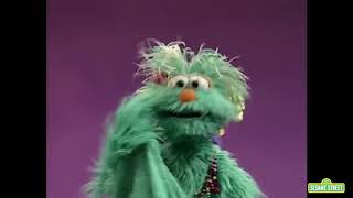 Classic Sesame Street - No Matter Your Language Song with Rosita