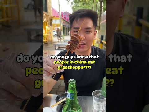 🇨🇳 Xinjiang #99 – First Time Eating Fried Grasshopper in China… HUGE & Crispy! 😳🦗