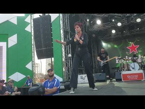 7/7 The Superjesus live at the Australian Grand Prix Melbourne 17 March 2019