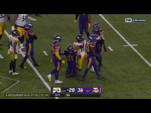 Chase Claypool Celebrates First Down During Potential Game-Tying 2-Minute Drive, Upsets Trai Turner