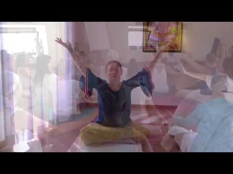 "Akaal - Celestial Communication - Release into Deathlessness": From Saravtar's New CD, 'Swara Rasa'