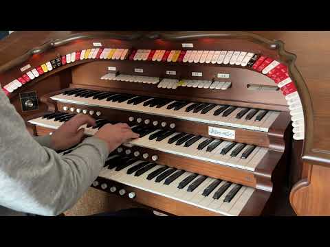 My Tribute to Reginald Dixon - Blackpool Tower Ballroom Wurlitzer Organ Sounds (TOIAB)