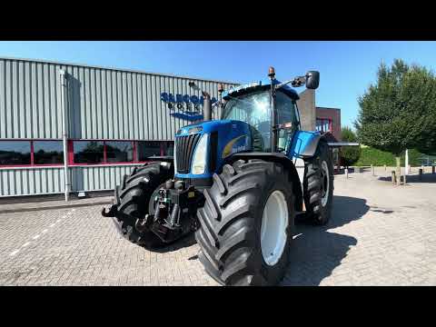 New Holland  T8040