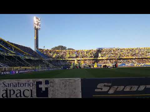 "INCREÃBLE RECIBIMIENTO ROSARIO CENTRAL VS BANFIELD - SUPERLIGA 2018" Barra: Los Guerreros • Club: Rosario Central