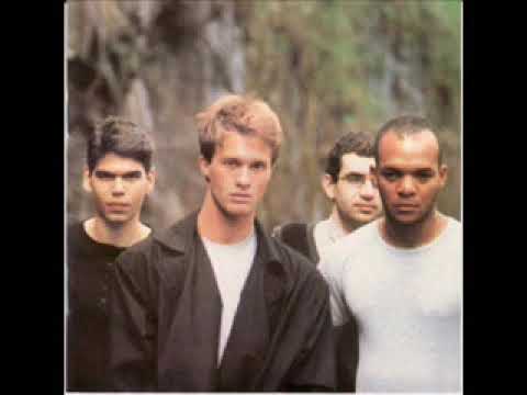 Legião Urbana · Que país é este