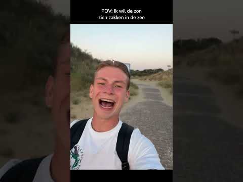 Op naar het strand om de zon te zien zakken in de zee