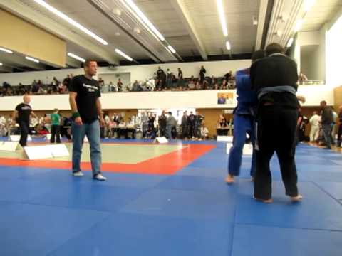 Bakhtiyar Sadigli (Baha) English BJJ Open 2011 (Fight 1)