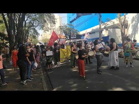 Manifestantes protestam contra o racismo em Limeira
