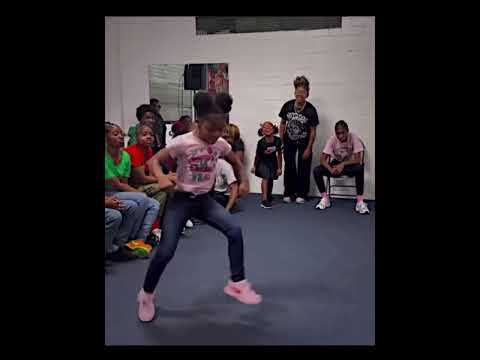 Work ! Work ! Work!| a better version of #DIOR,| @OfficialTsquadTV | @TOMMYHOTGIRLZTV |