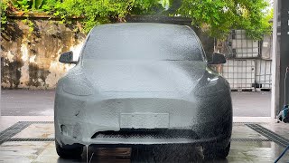 Tesla Model Y Deep Exterior Clean: Foam Wash & Wheel Cleaning