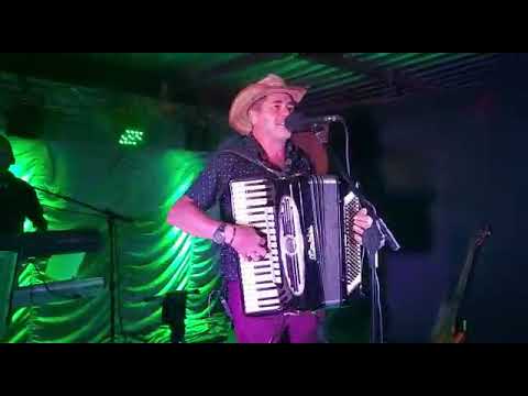 Mazin Mendonça - Saudade Dela e Ela Deu