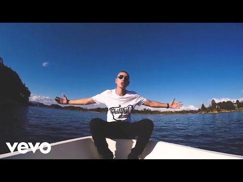 MC FLAKO - Libre ft. Giraldo HH, Jota Vasquez & Angie Calderón (Video Oficial)
