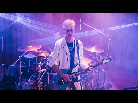 Video thumbnail for 737 (Live)