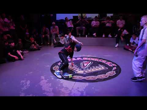 kidz 1/4 final bboy FastFreeze vs Power Jet - BREAKONIERS 5 YEARS ANNIVERSARY