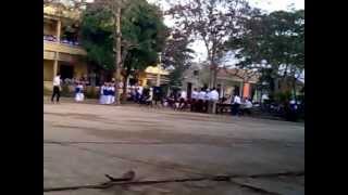 preview picture of video '[THPT Lệ Thủy] Chuẩn bị khai giảng năm học 2011-2012'