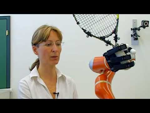 Ultra-fast, the robotic arm catches objects on the fly