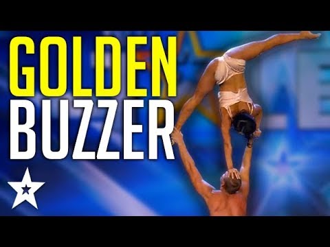 Stunning Acrobat Act Gets GOLDEN BUZZER On Spain's Got Talent 2019! | Got Talent Global