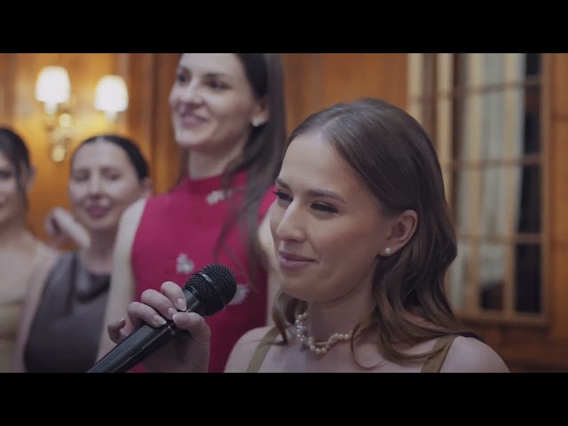 Фото Через роки ви повернетесь у цей день.

Знімаю:
весілля
події
концерти
бренд-відео
AI-креатив