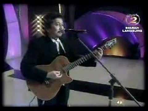 trio bimbo - kisah seorang biduan