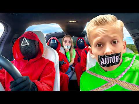 👽 Squid Game in real life 🫨 for Christmas 🎄