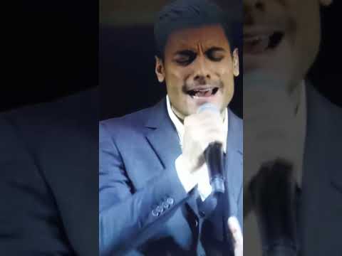 RECUÉRDAME - Carlos Rivera (Live).
