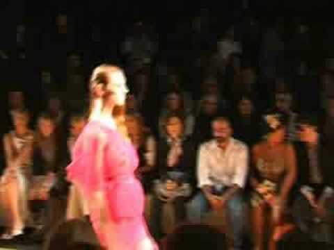 Milan Fashion Week: Gaetano Navarra (S/S 2009)